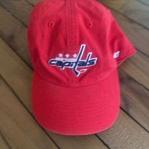 Washington Capitols Adjustable Hat Red Embroidered '47‎ Brand Very Good